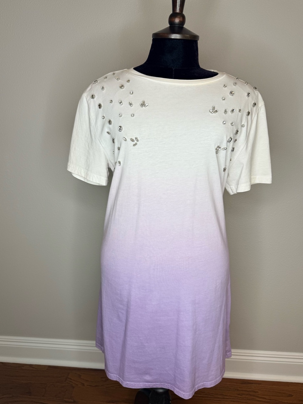Embellished White to Purple Ombre Short Sleeve Dress